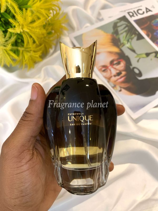 FRAGRANCE WORLD EXTREMELY UNIQUE